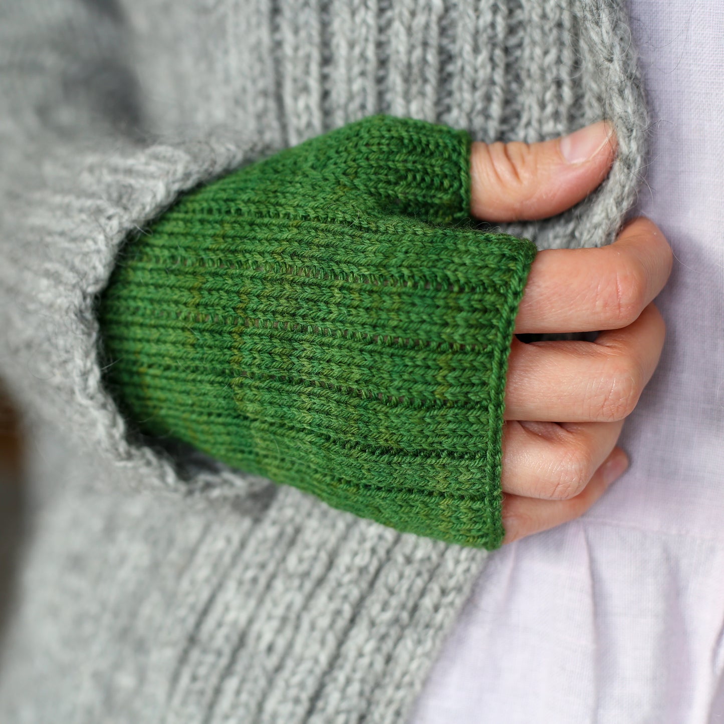 Pilea mitts