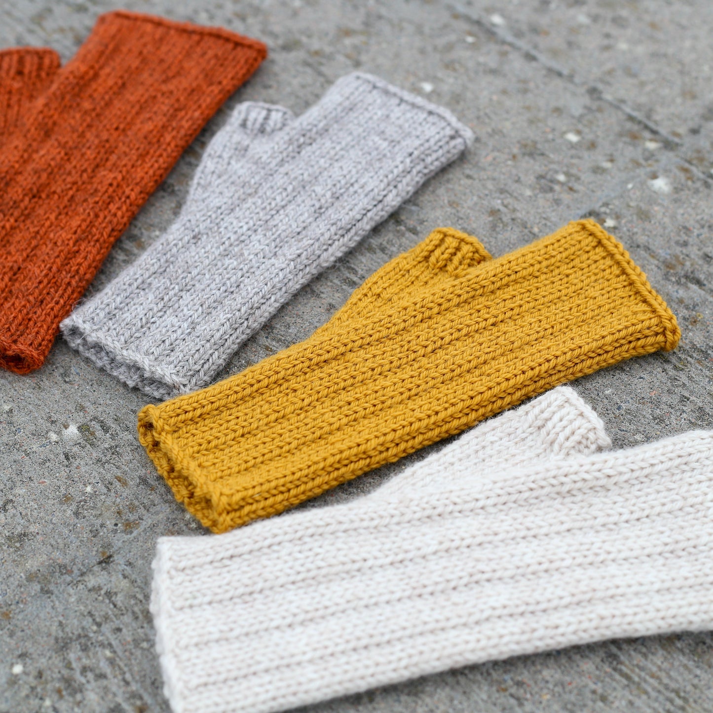 Pilea DK mitts