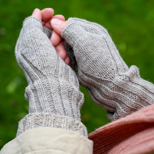 Molly mitts