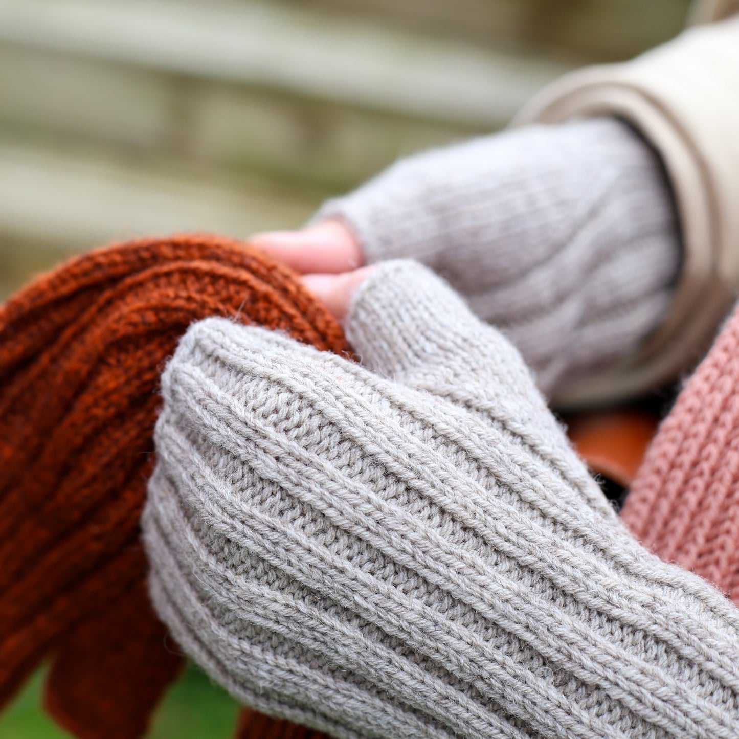 Molly mitts