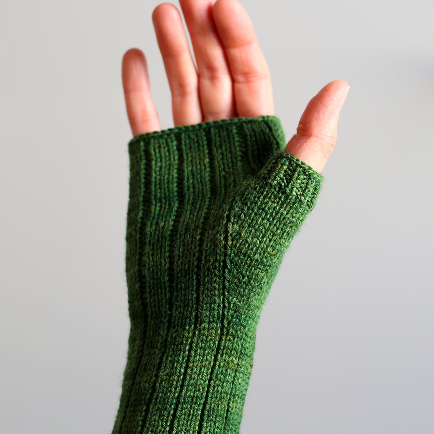 Pilea mitts