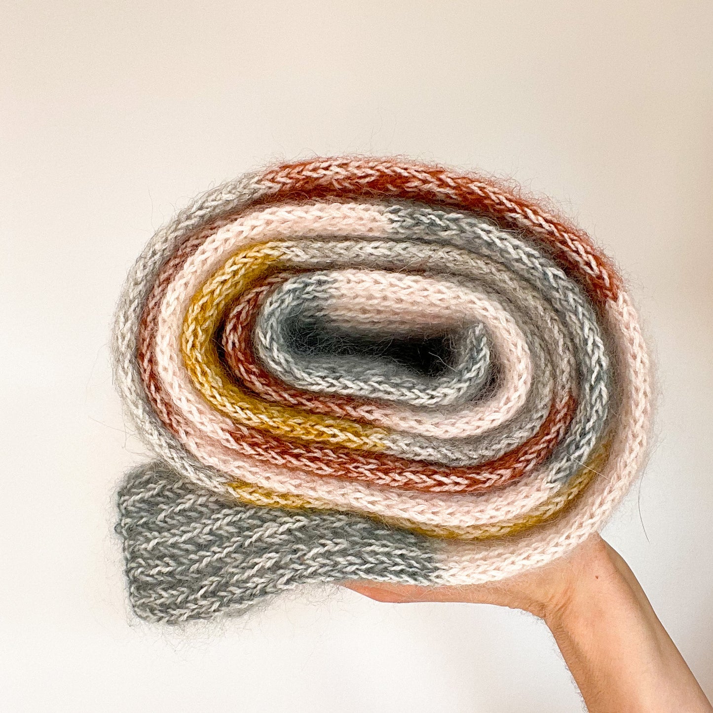 Asta scarf
